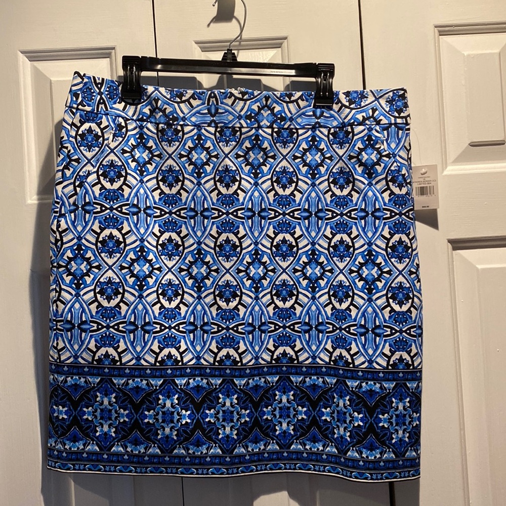 The Limited Printed Skirt